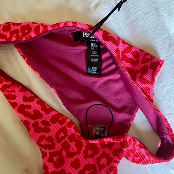 Beach riot pink love leopard swimsuit - Picture 6 of 6